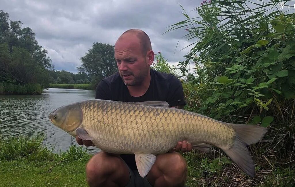 Graskarper uit het fotoalbum van De Kromme Hengel.
